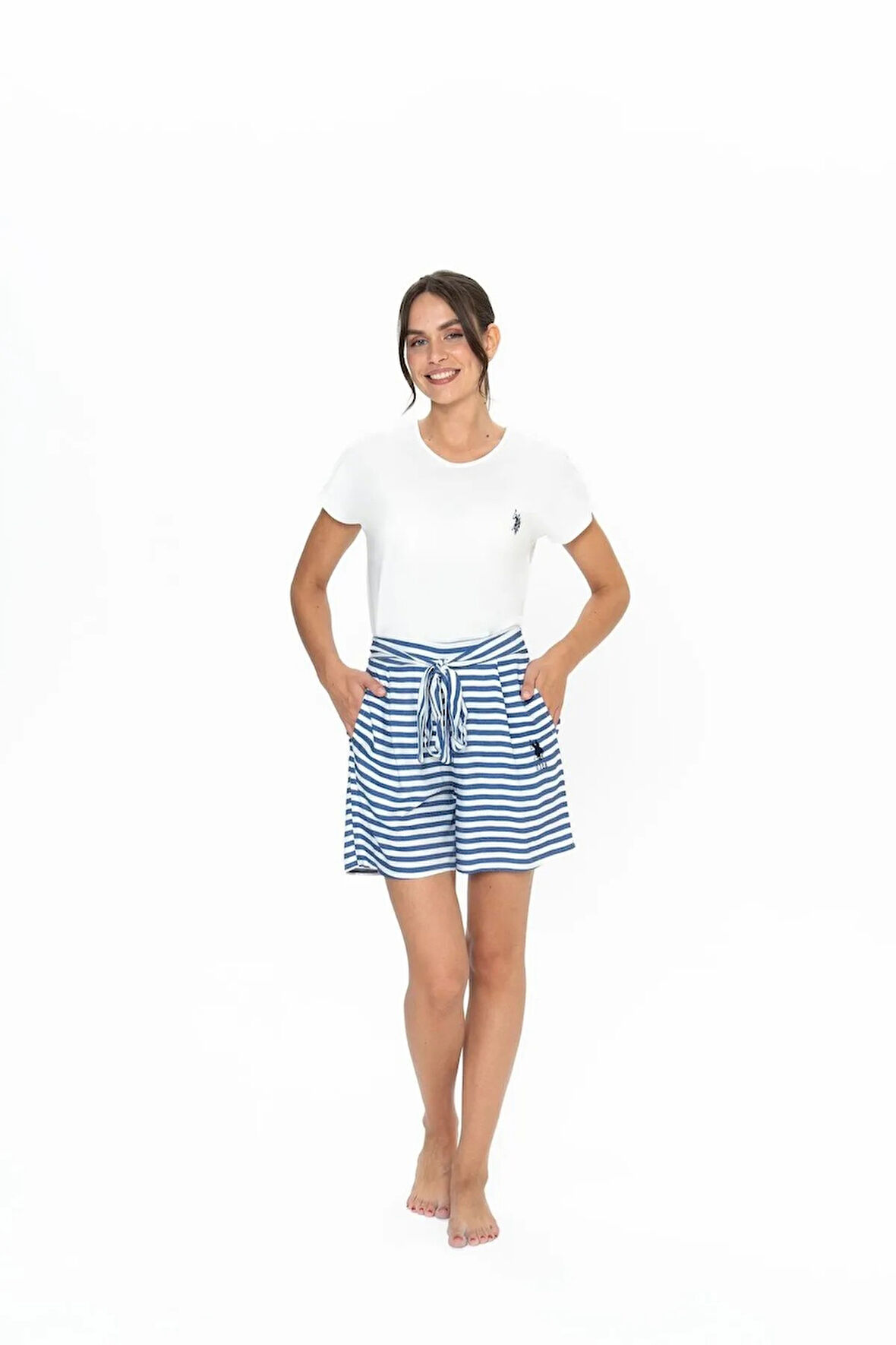 U.S. Polo Assn. Kadın Yuvarlak Yaka Alt Üst Bağcıklı Çizgili Pijama Şort Takım