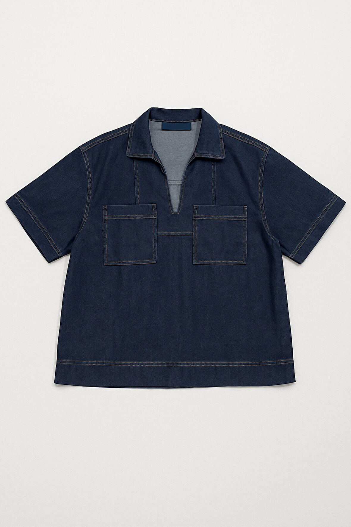 Kadın Rahat Kalıp Cepli Lacivert Jean Gömlek