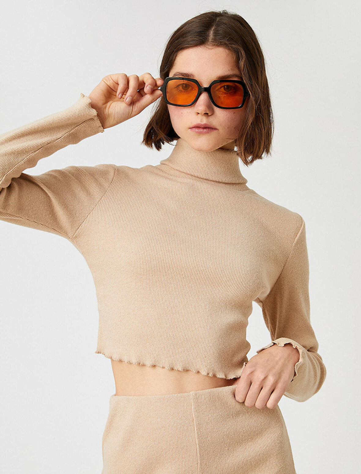 Uzun Kollu Tişört Boğazlı Crop Fitilli