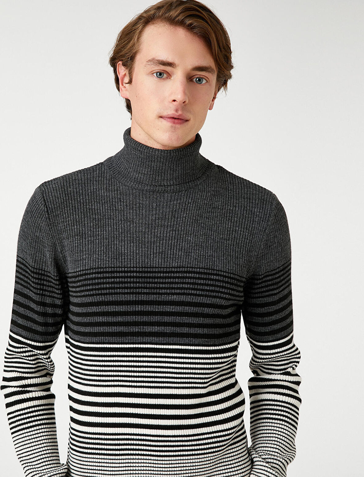 Basic Triko Kazak Balıkçı Yaka Renk Bloklu Dar Kesim