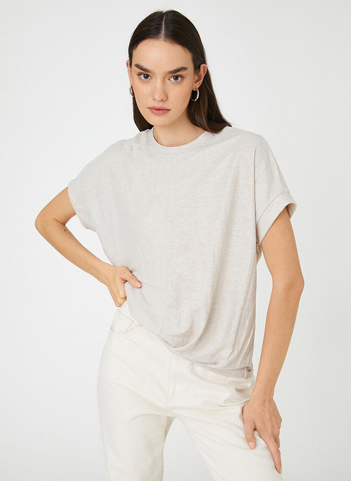 Koton Bisiklet Yaka Düz Bej Kadın T-Shirt 3SAK50005EK