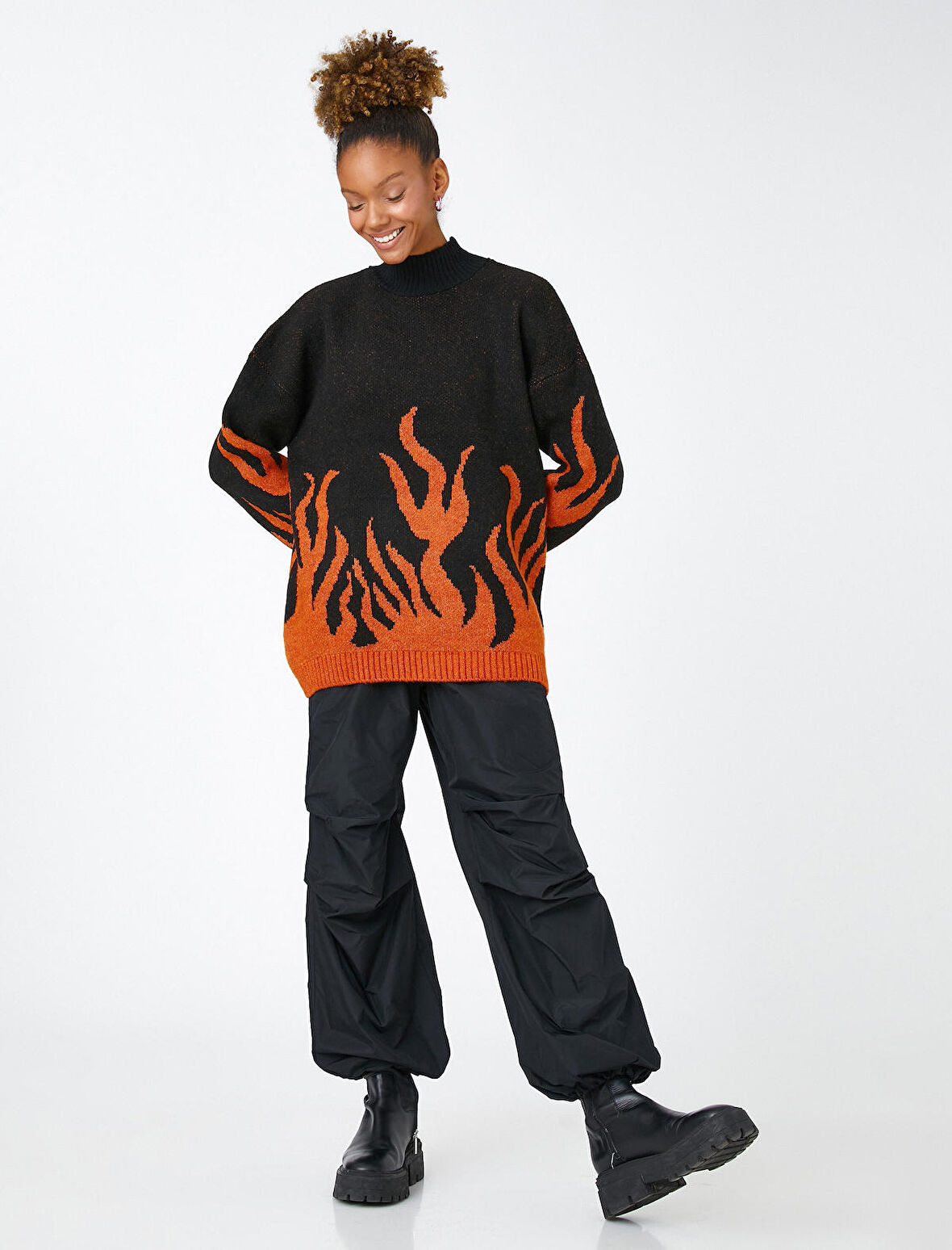 Dik Yaka Triko Kazak Desenli Uzun Kollu