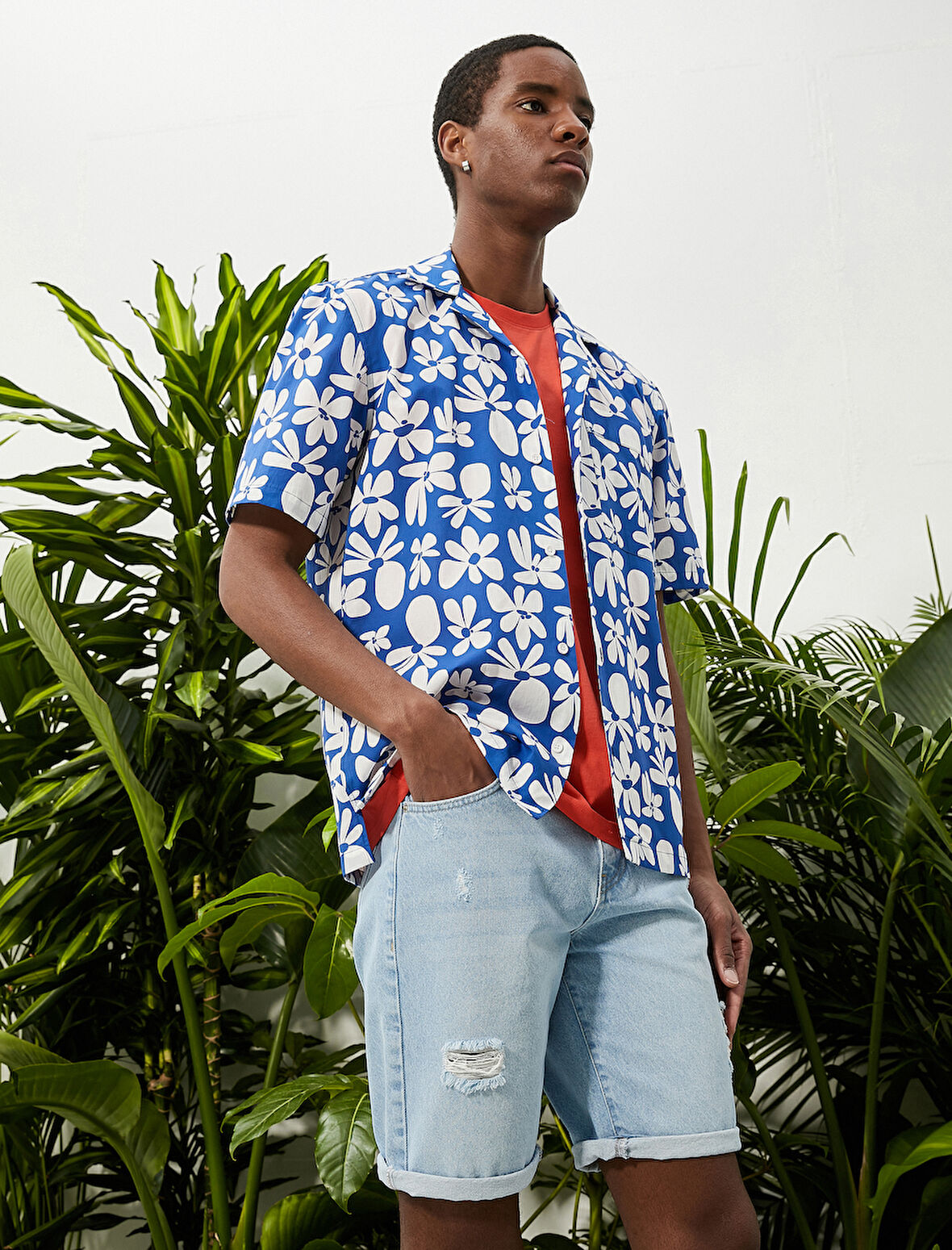 Oversize Yırtık Kot Şort Cep Detaylı Düğmeli Pamuklu