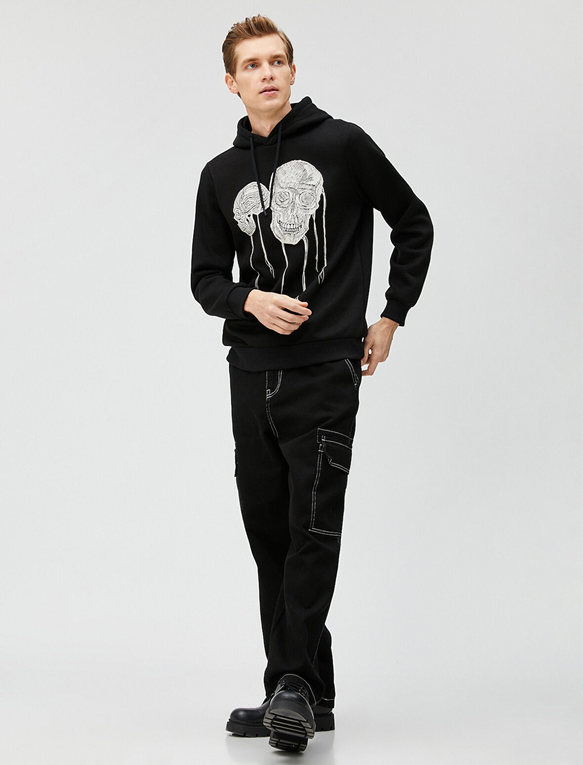 Basic Kapşonlu Sweatshirt Kuru Kafa Baskılı 