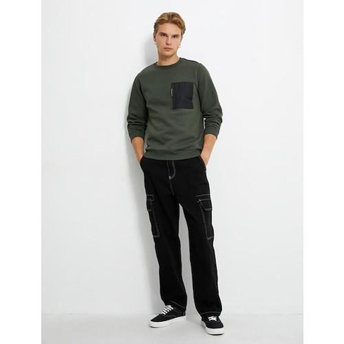 SWEATSHIRTS