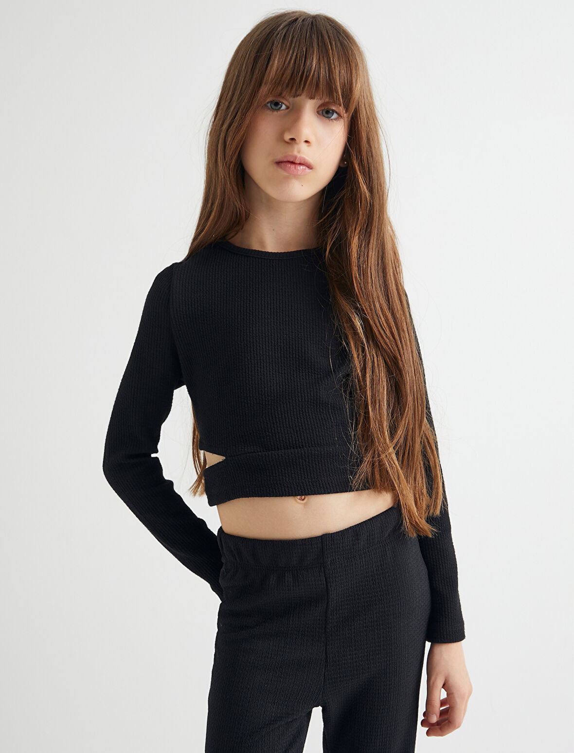 Uzun Kollu Bluz Pencere Detaylı Bisiklet Yaka Kaşkorse