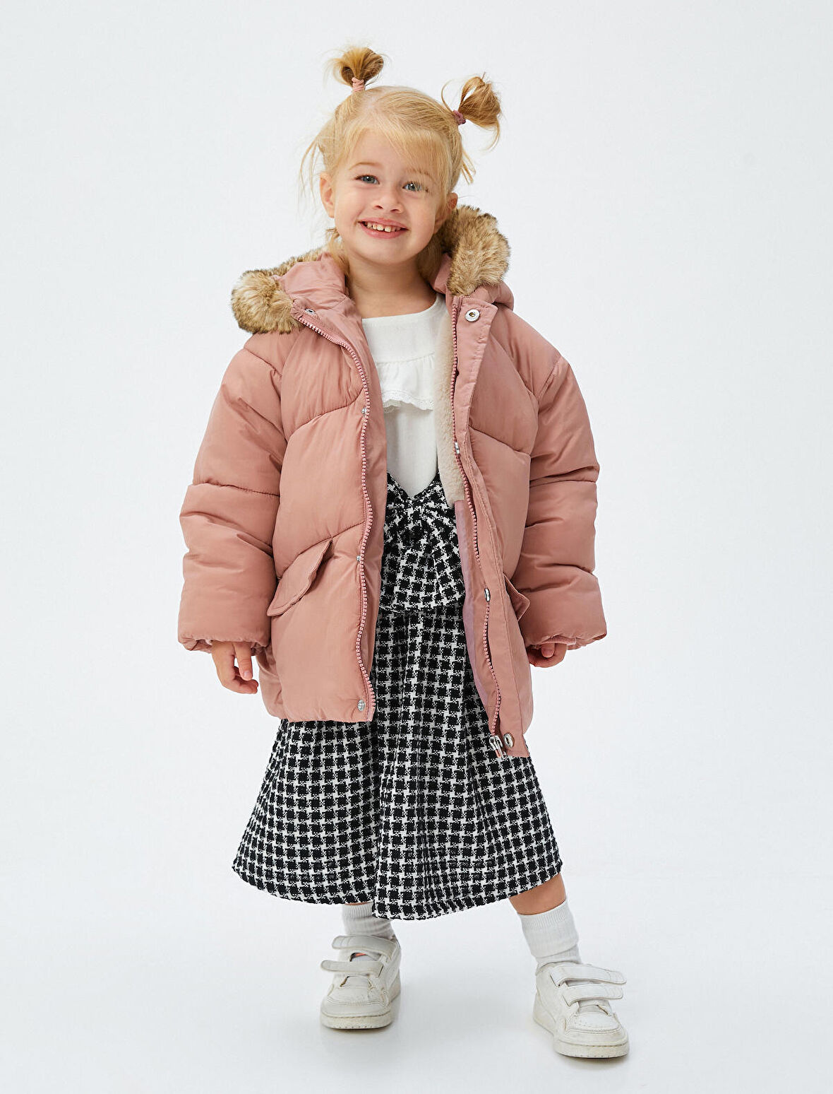 Şişme Mont Kapşonlu Suni Kürk Detaylı Fermuarlı Cepli 