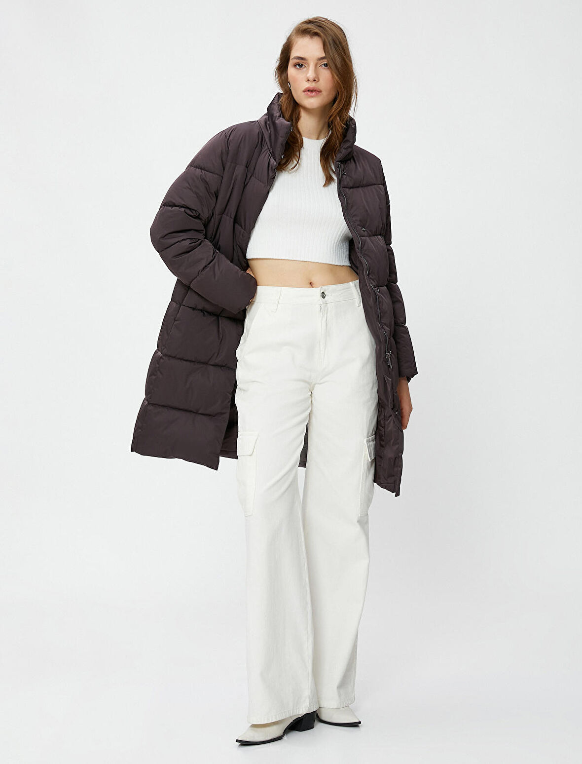 Uzun Şişme Mont Dik Yaka Cepleri Fermuarlı