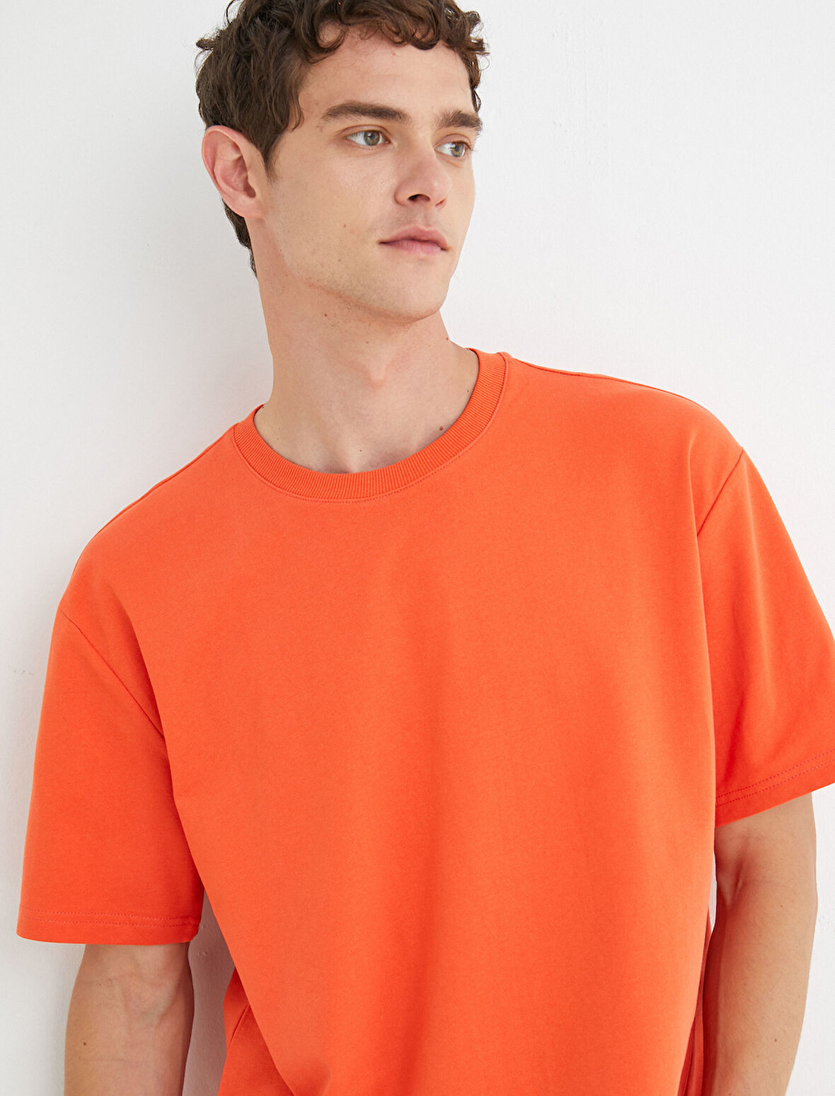 Basic Oversize Tişört Bisiklet Yaka Kısa Kollu Pamuklu