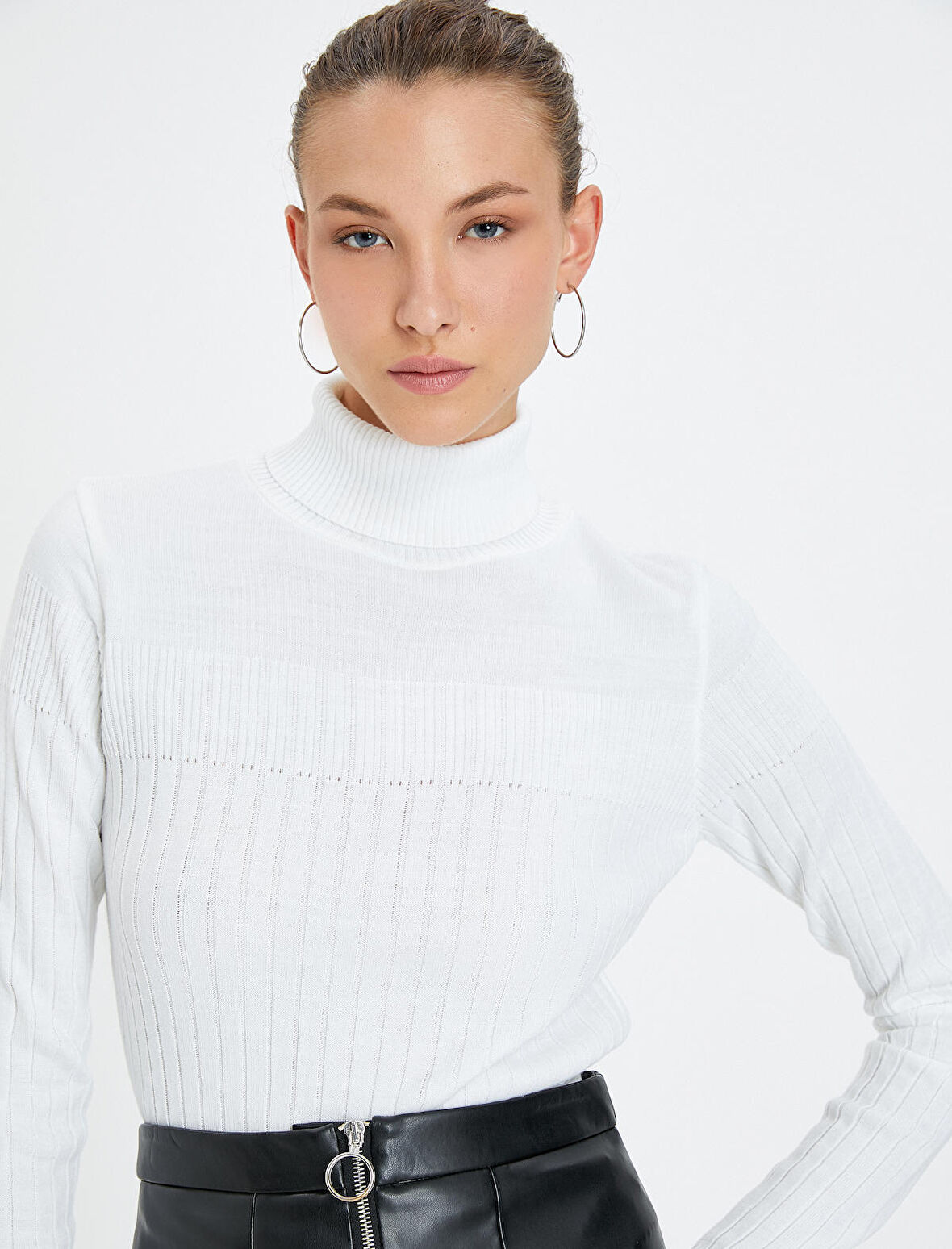 Triko Boğazlı Kazak Dokulu Akrilik Kaşmir Dokulu