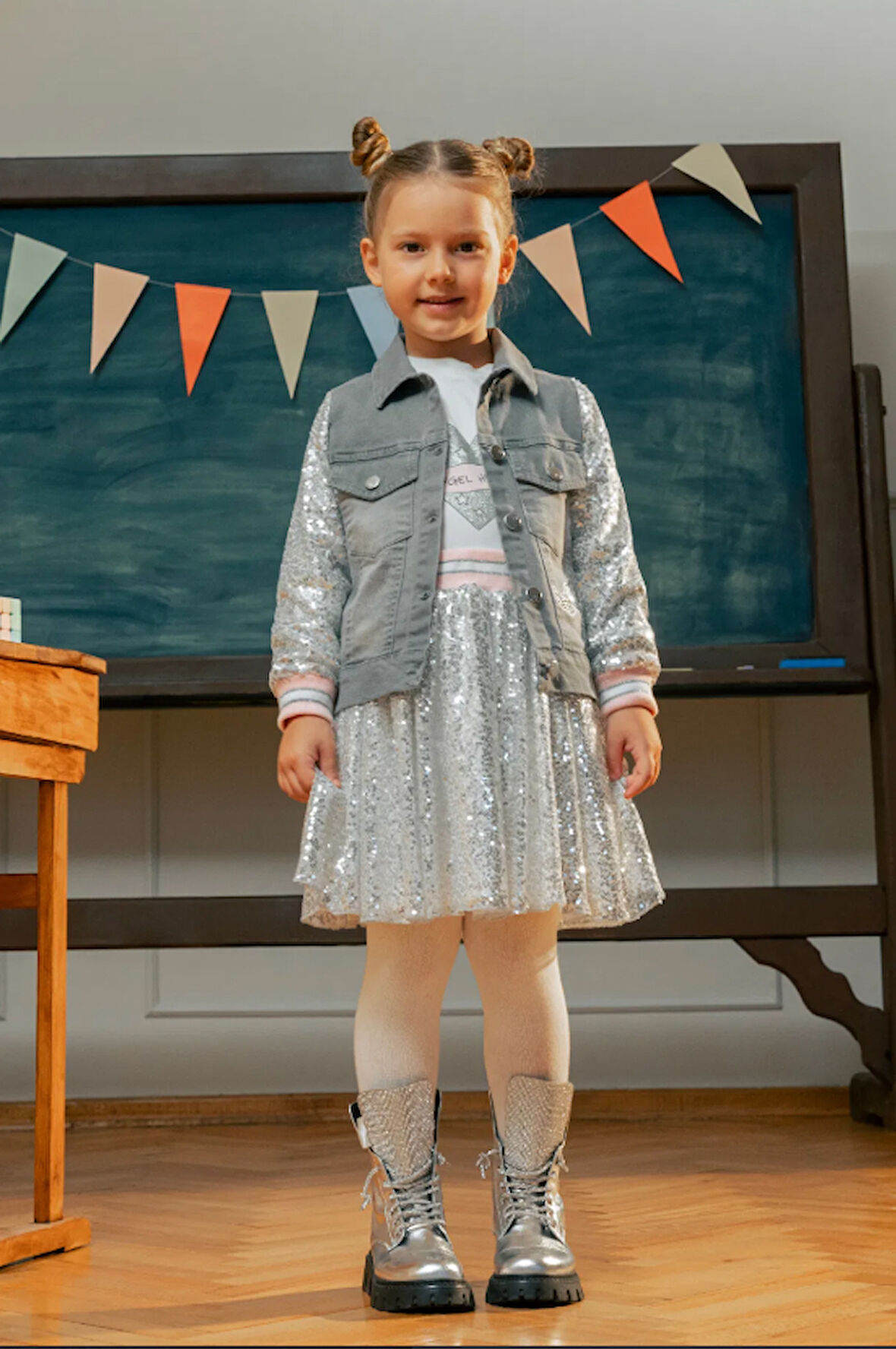 Kız Çocuk Kolları Pul Payetli Nakışlı Denim Ceket MNT25K236