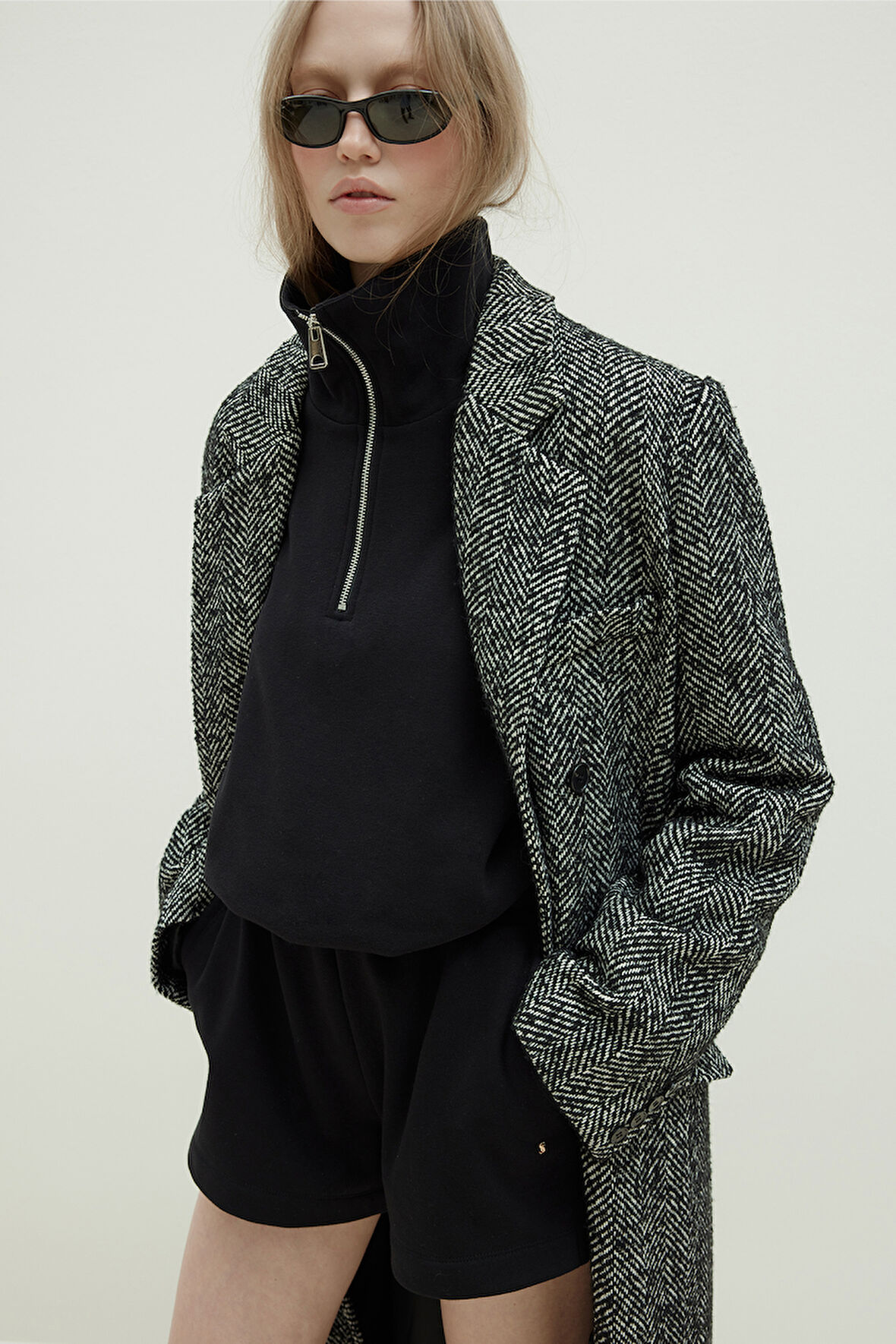 Siyah Low Oversize Sweatshirt