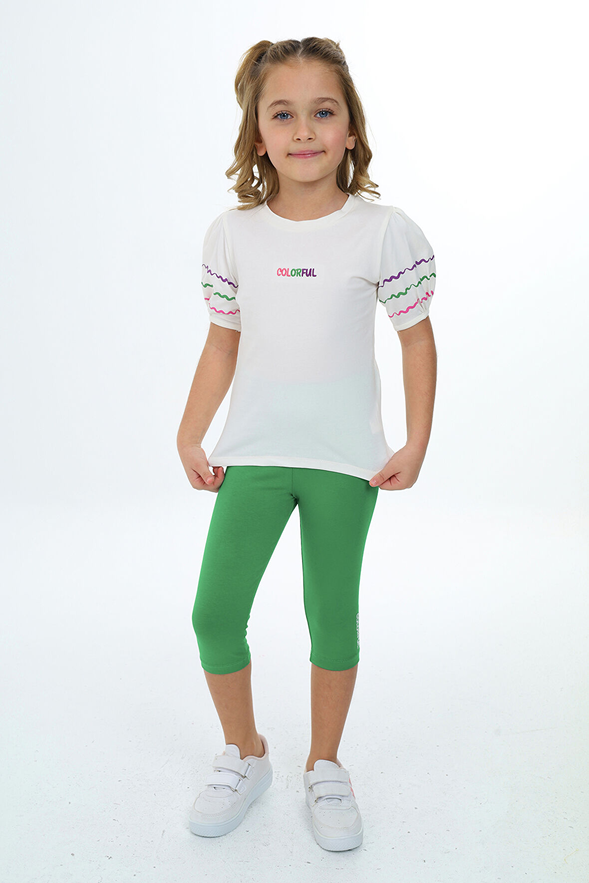 Toontoy Kız Çocuk Nakışlı Kaprili Takım