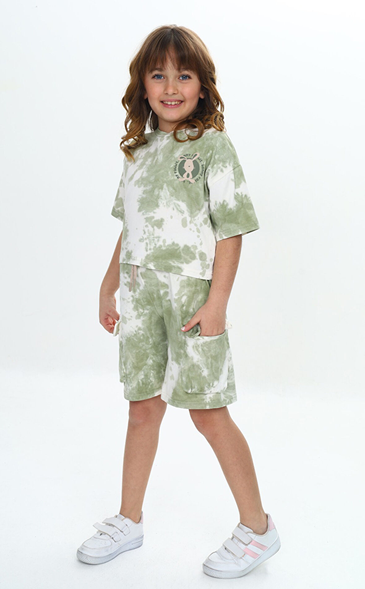 Toontoy Kız Çocuk Batikli Tavşan Baskılı Şortlu Takım