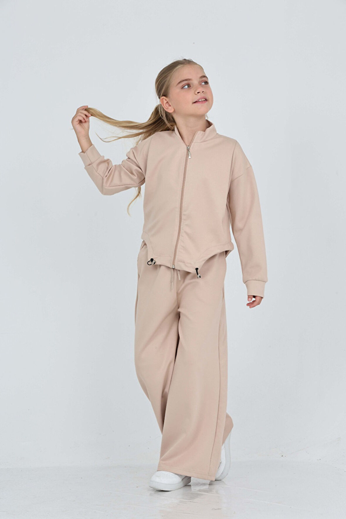 Toontoy Kız Çocuk Oval Kesim Detaylı Eşofman Takım