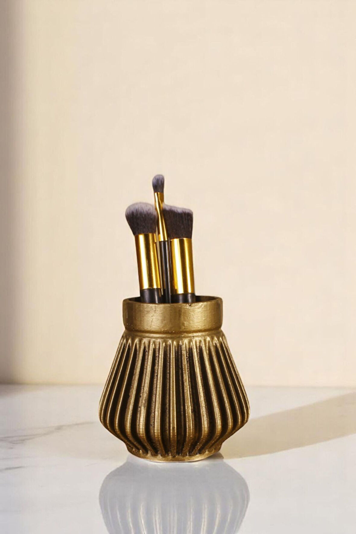 Makyaj Organizeri Makyaj Fırçalığı Makyaj Organizer Düzenleyici Altın Eskitme Renk Model 83