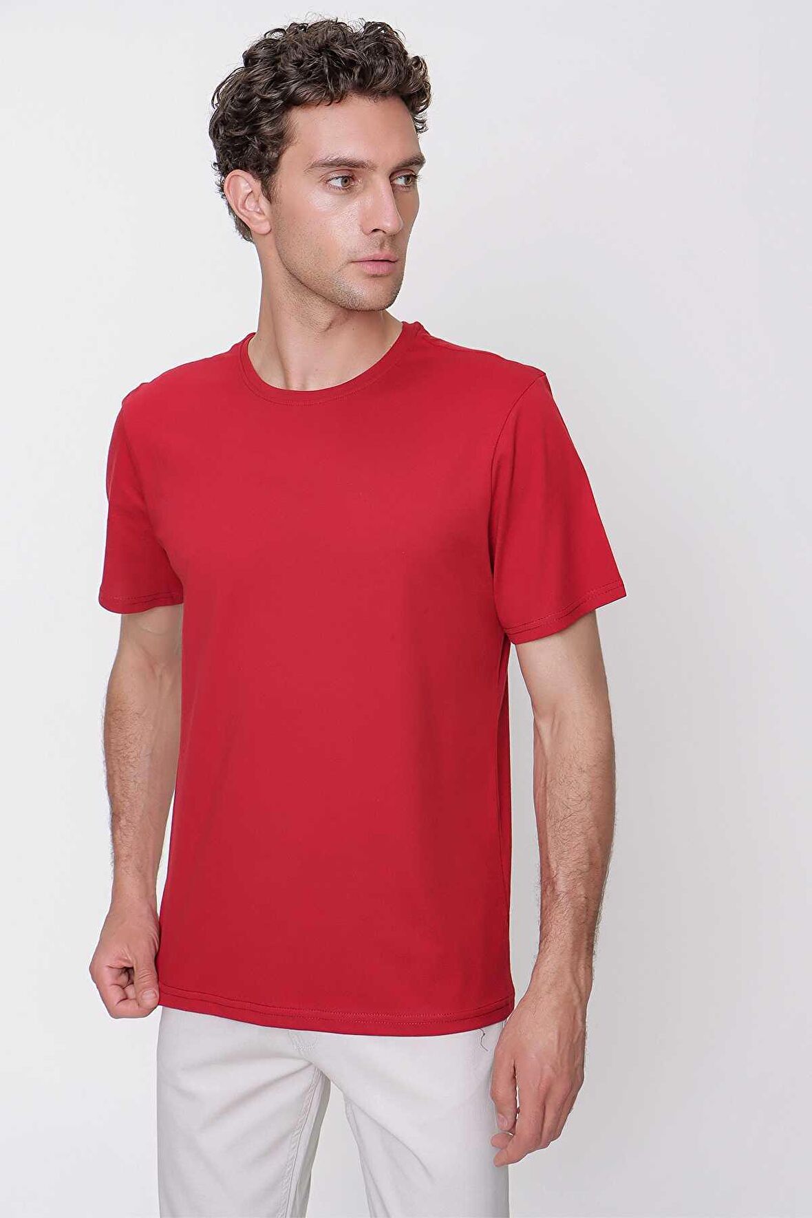  Erkek Bordo Basic Düz %100 Pamuk Bisiklet Yaka Dynamic Fit Rahat Kesim Kısa Kollu Tişört