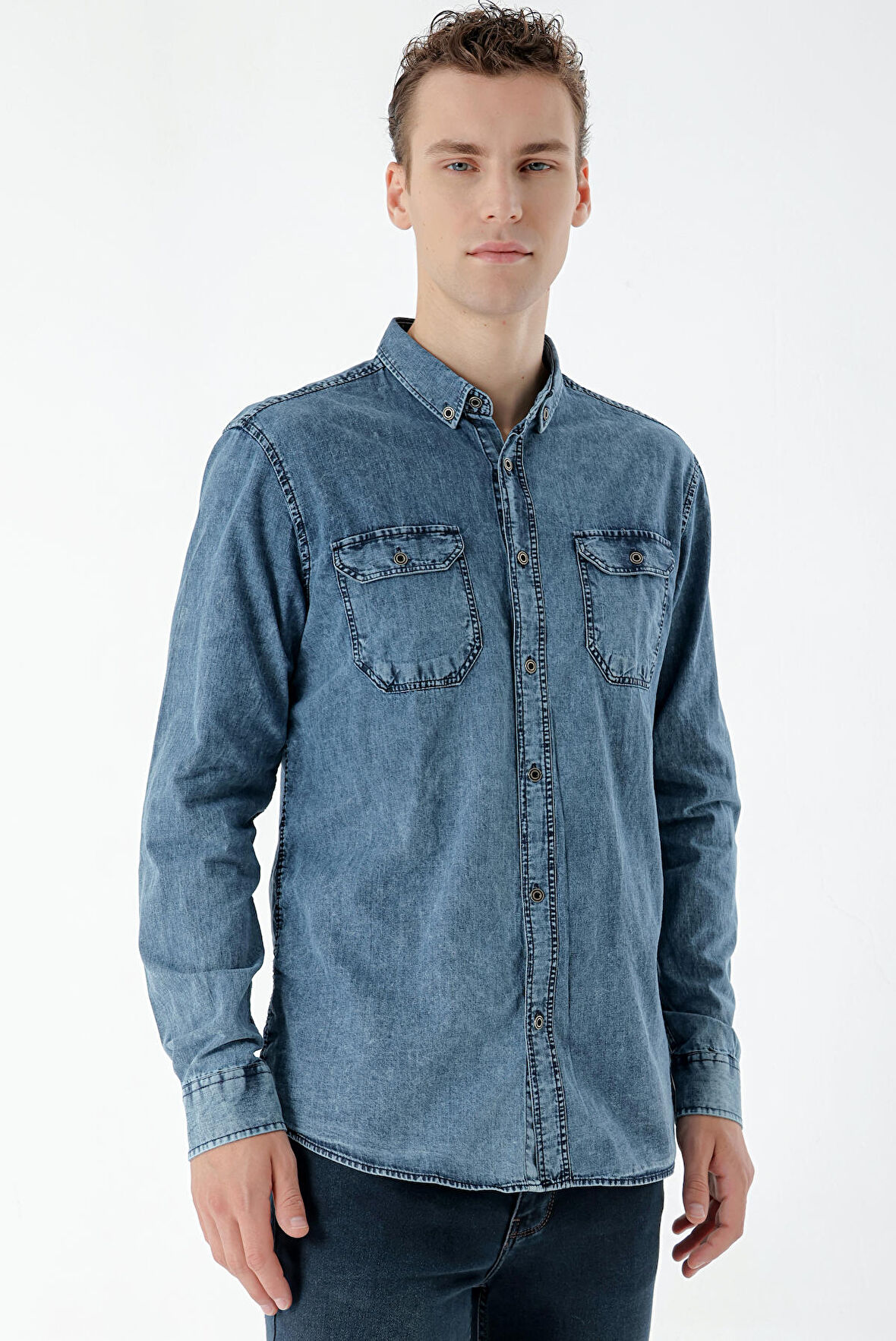  Erkek Mavi Denim Oversize Gömlek