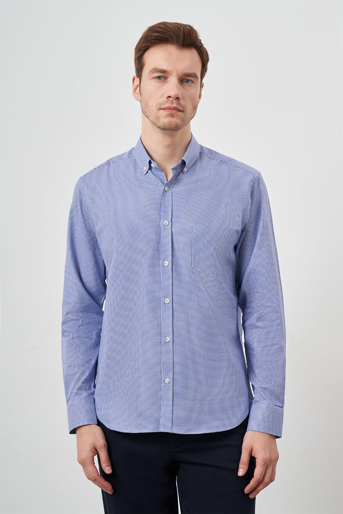  Erkek Mavi Pamuk Ekoseli Düğmeli Yaka Regular Fit Gömlek
