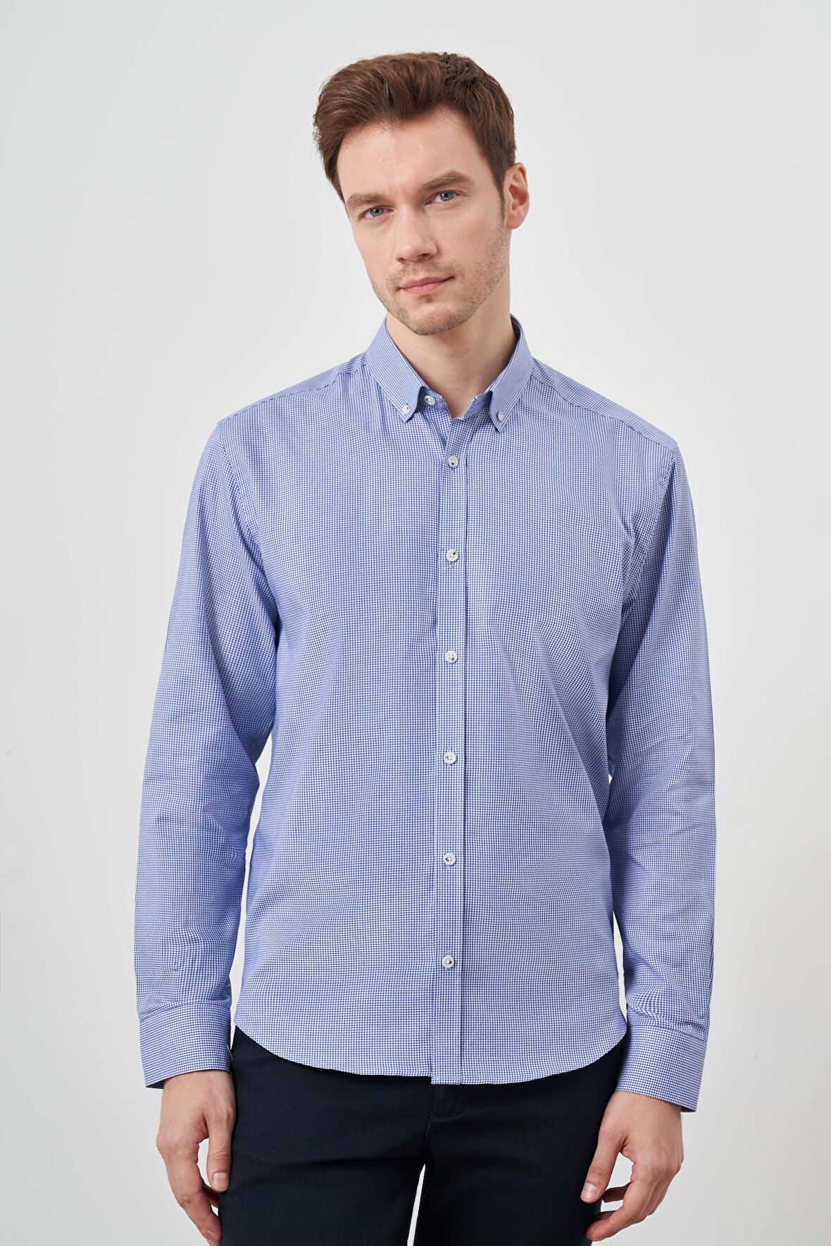  Erkek Mavi Pamuk Ekoseli Düğmeli Yaka Regular Fit Gömlek