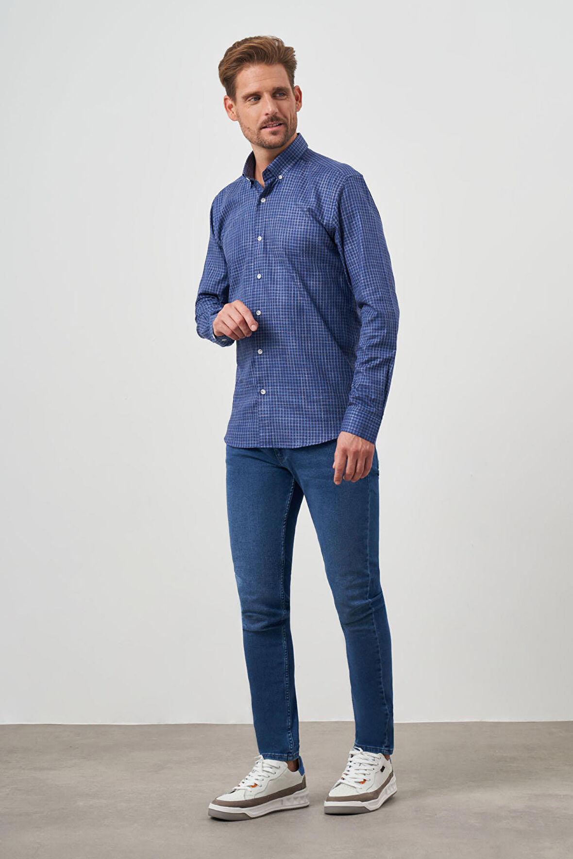  Erkek Lacivert Pamuk Baskılı Desenli Düğmeli Yaka Slim Fit Gömlek