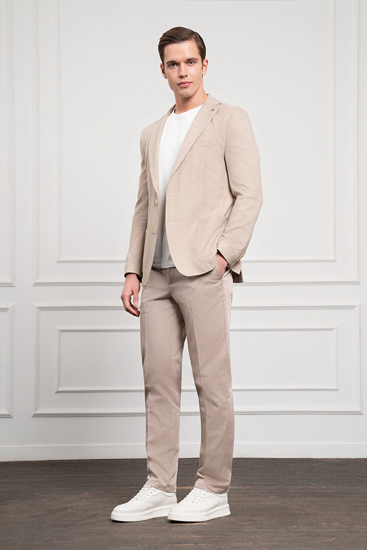  Erkek Bej Dokuma Dynamic Fit Rahat Kesim Torba Cep Mono Yaka Spor Ceket