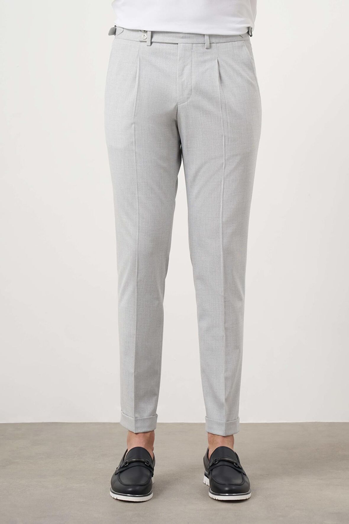  Erkek Gri Poliviskon Trend Pileli Slim Fit Spor Pantolon