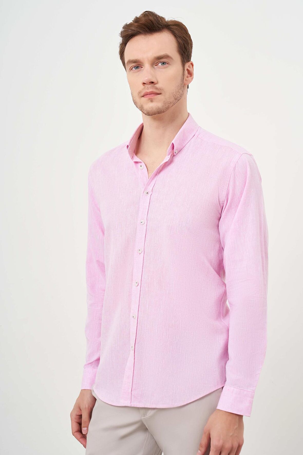  Erkek Pembe Keten Düz Desen Düğmeli Yaka Slim Fit Gömlek