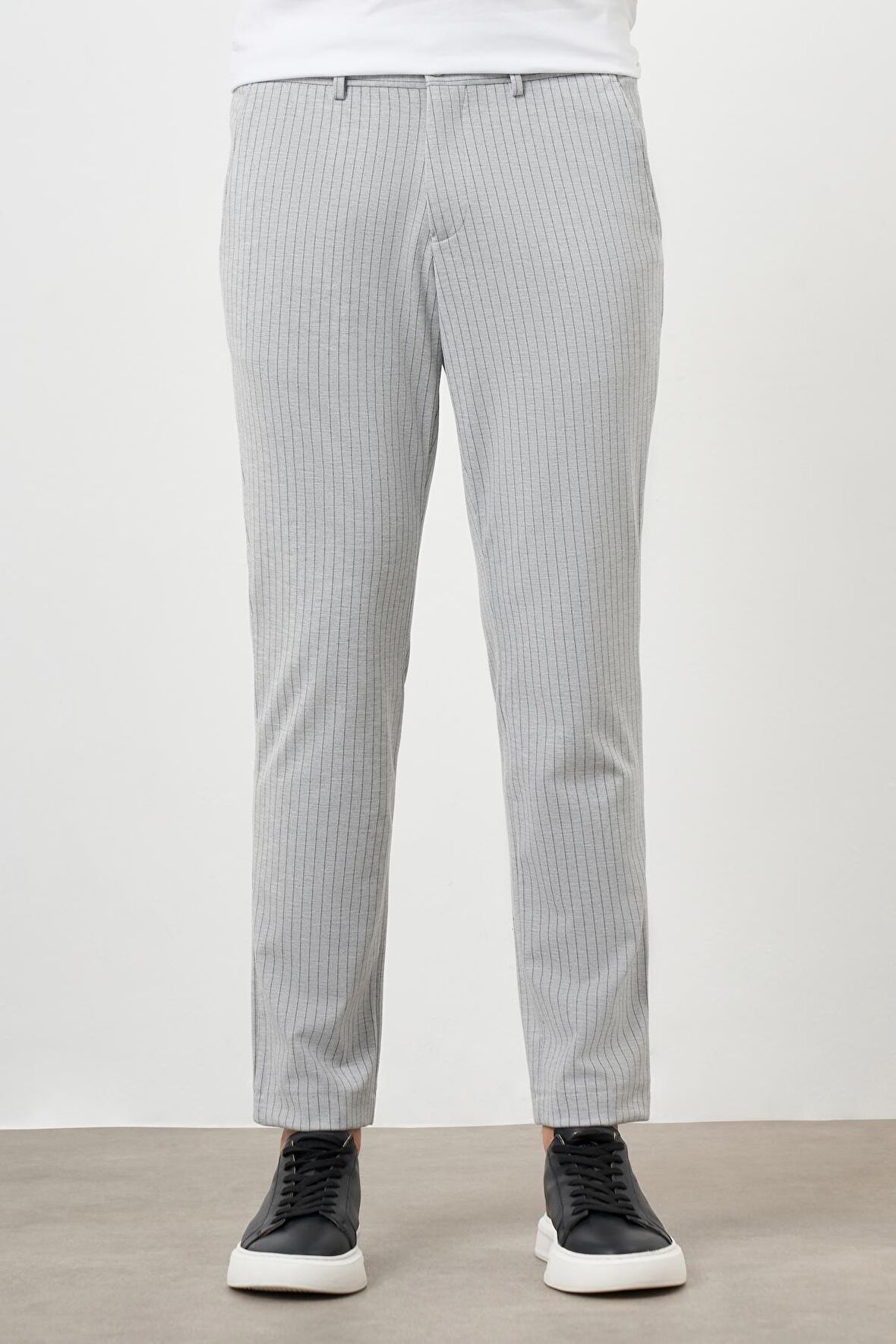  Erkek Gri Poliviskon Trend Çizgili Slim Fit Örme Spor Pantolon