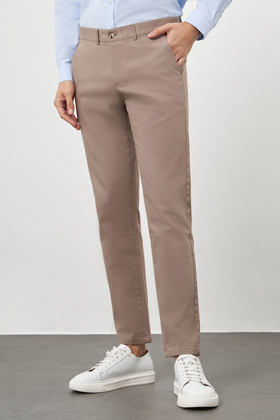  Erkek AÇIK KAHVE Chino Dynamik Fit Pantolon