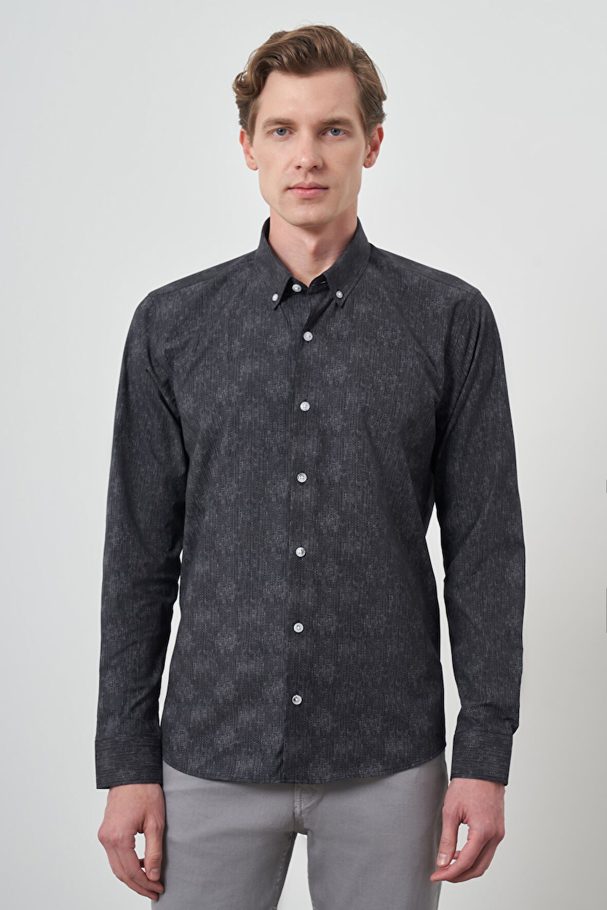  Erkek Siyah Slim Fit Düğmeli Yaka Gömlek