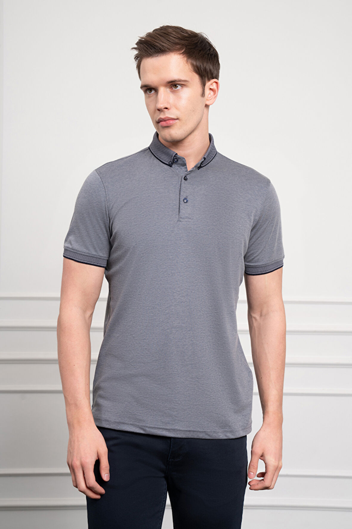  Erkek Lacivert Trend Merserize Düz Düğmeli Yaka Dynamic Fit T-Shirt