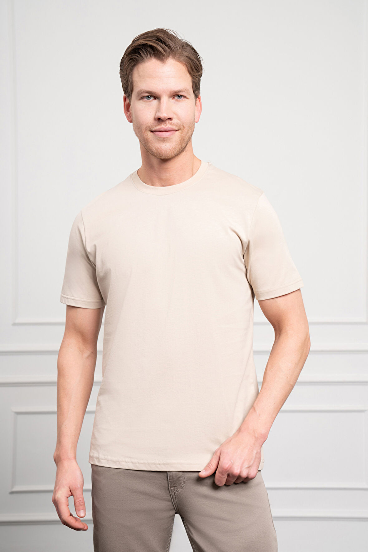  Erkek Bej Basic Bisiklet Yaka Dynamic Fit Pamuk T-Shirt