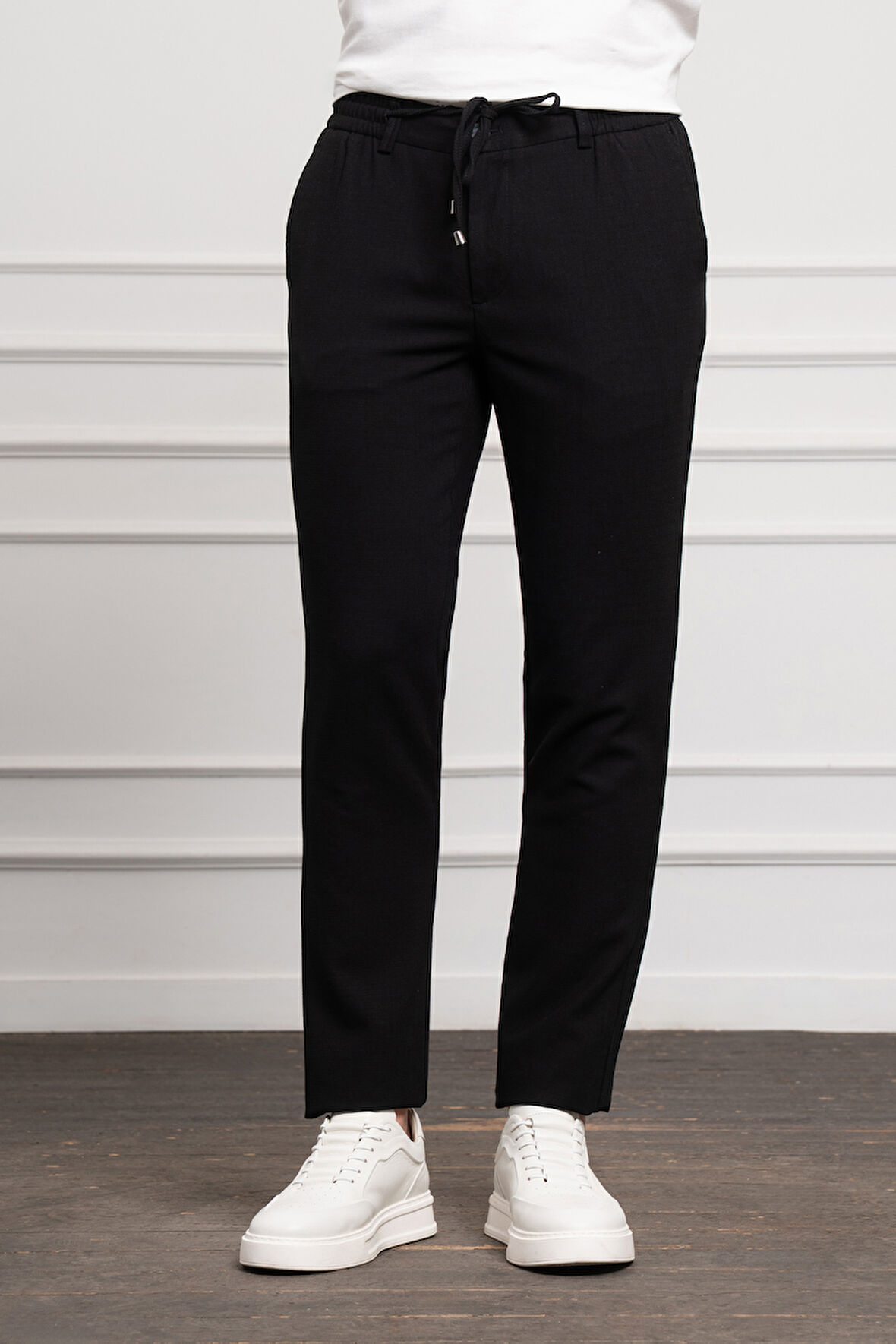  Erkek Siyah Jogger Slim Fit Dar Kesim Çıtçıtlı İpli Pantolon