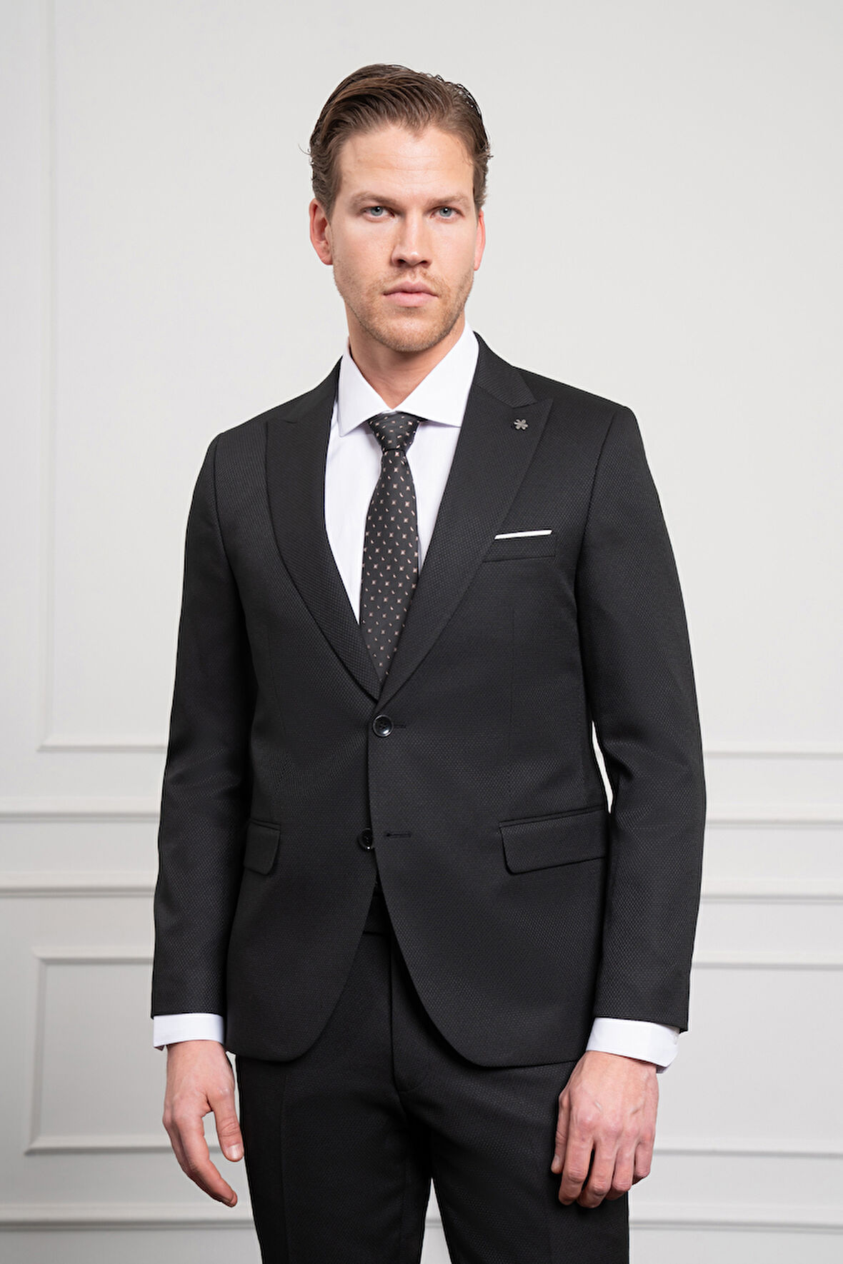  Erkek Siyah Basic Jakar Desen Slim Fit Sivri Yaka Takım Elbise