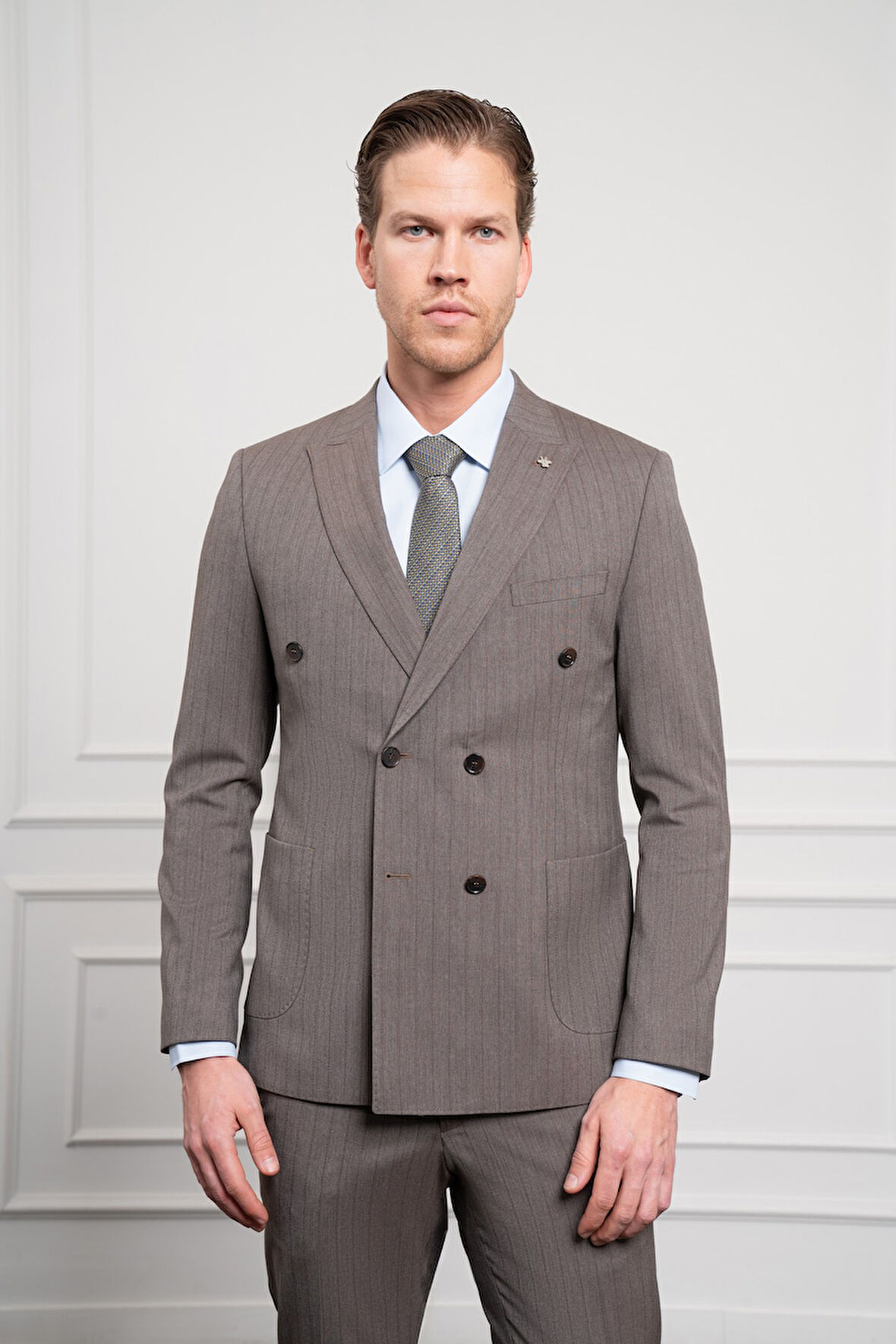  Erkek KAHVE Trend Slim Fit Sivri Yaka Kruvaze Takım Elbise