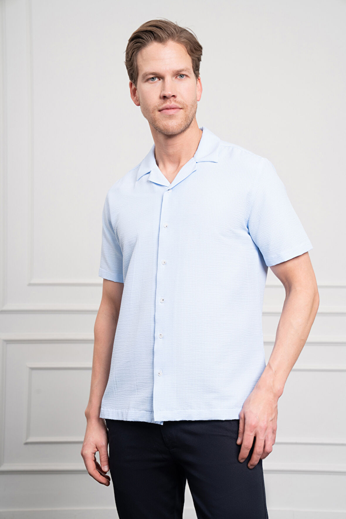  Erkek A. MAVİ Apaş Yaka Kısa Kol Gömlek