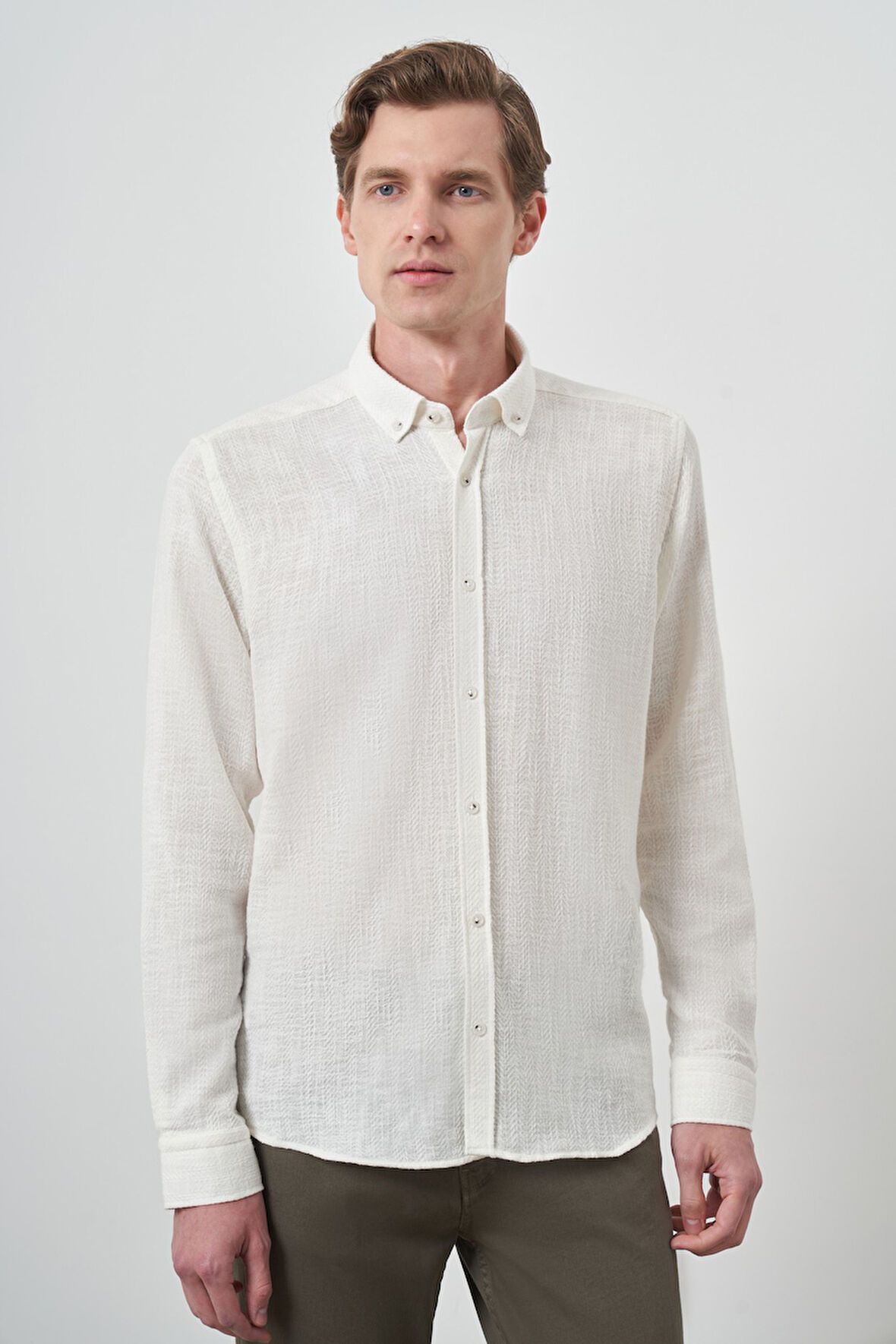  Erkek Beyaz Trend Keten Slim Fit Düğmeli Yaka Gömlek