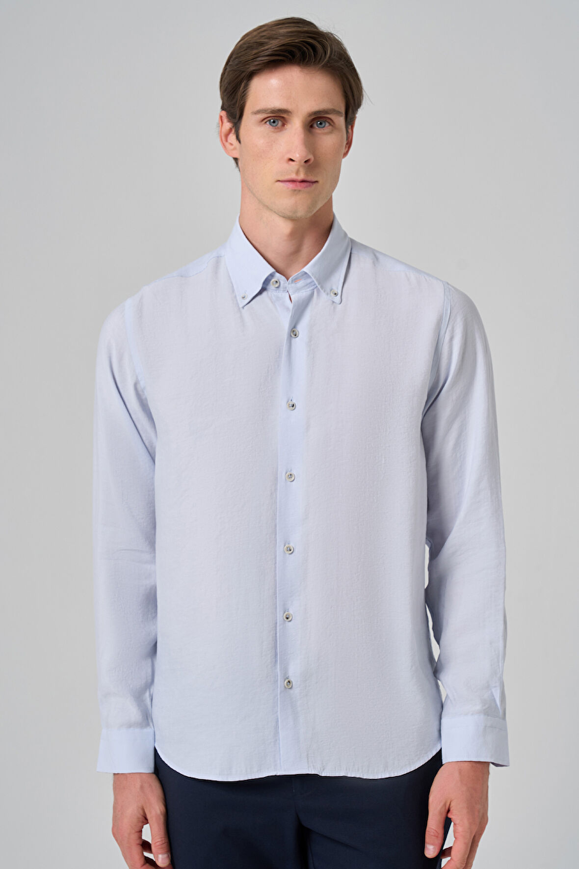  Erkek A. MAVİ Dynamic Fit Düğmeli Yaka Modal Gömlek