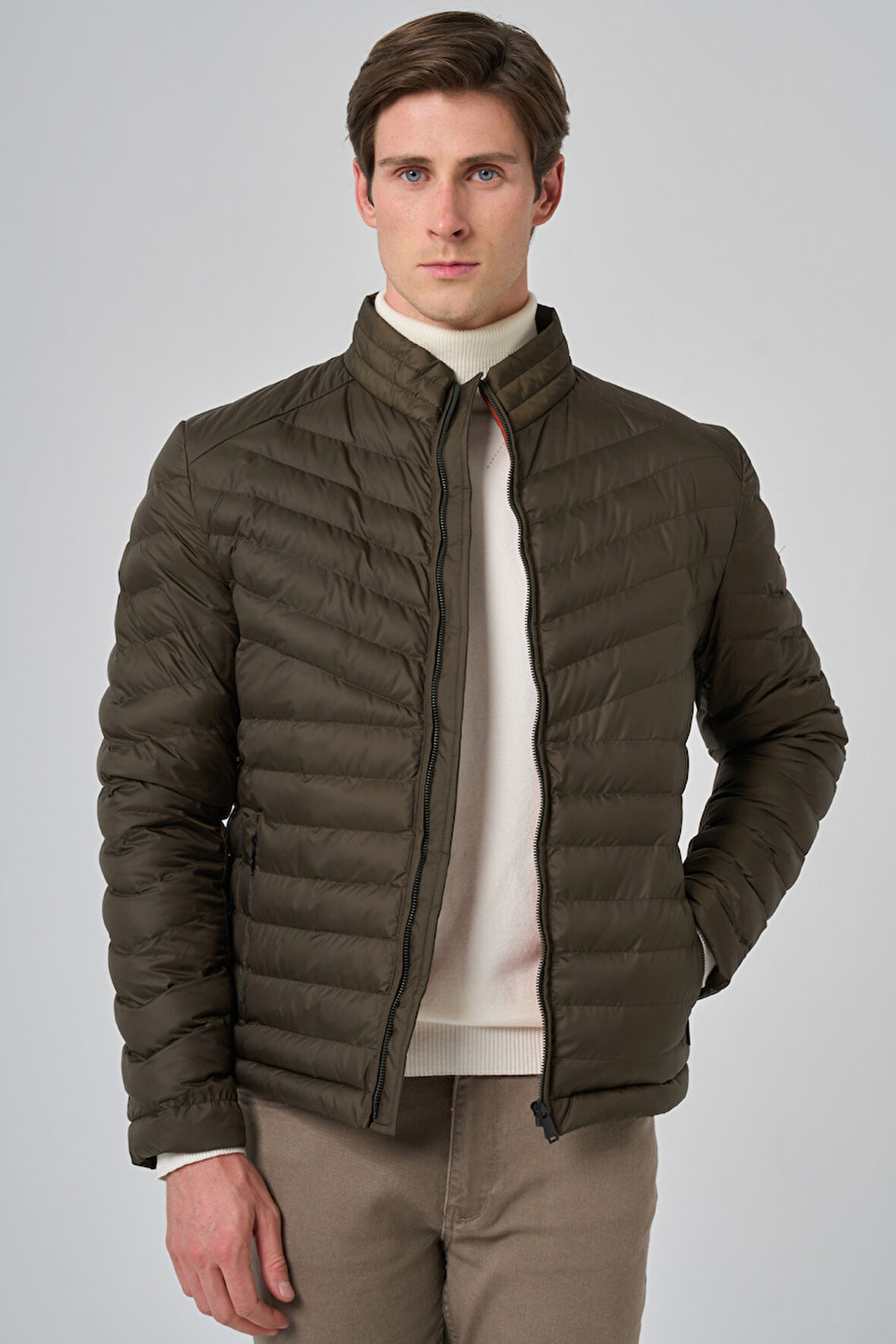  Erkek Haki Polyester Kısa Kapitone Mont