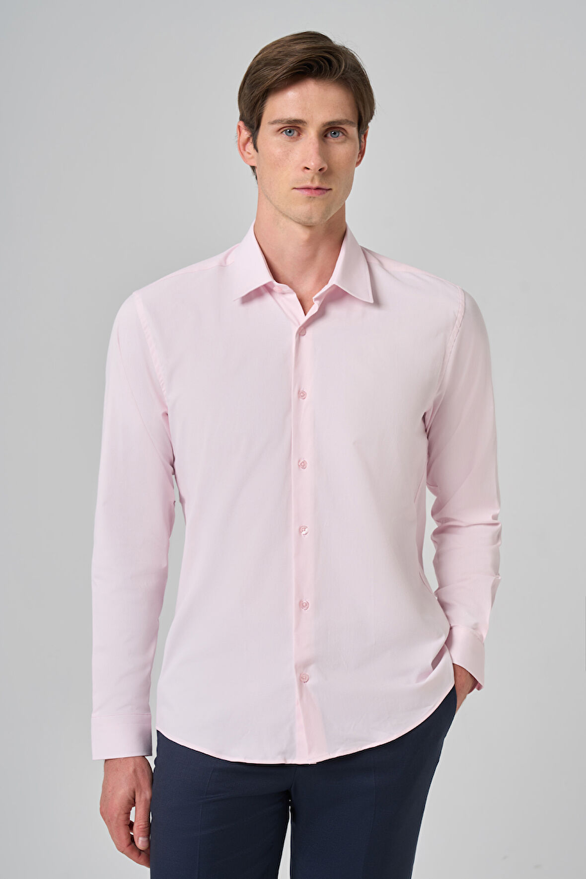  Erkek Pembe Slim Fit Sert Yaka Gömlek