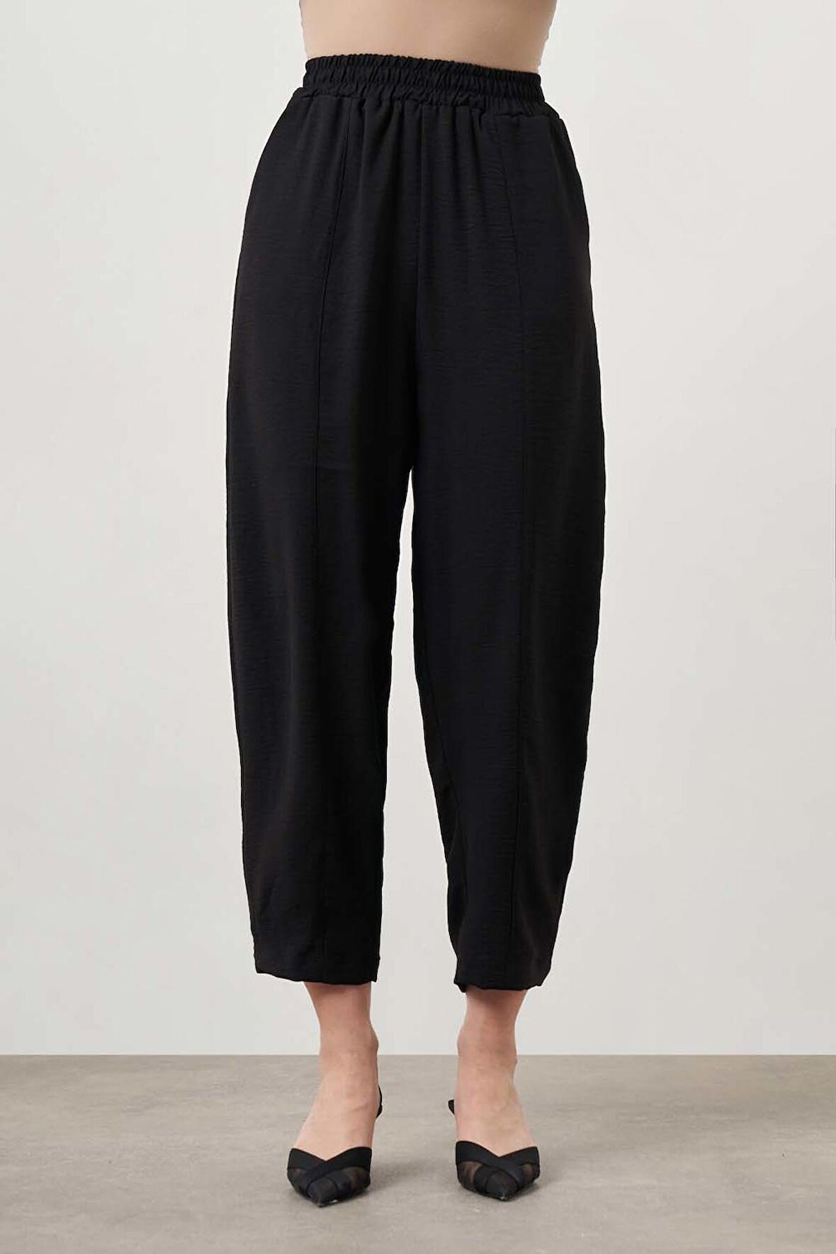 Beli Lastikli Şalvar Siyah Pantolon