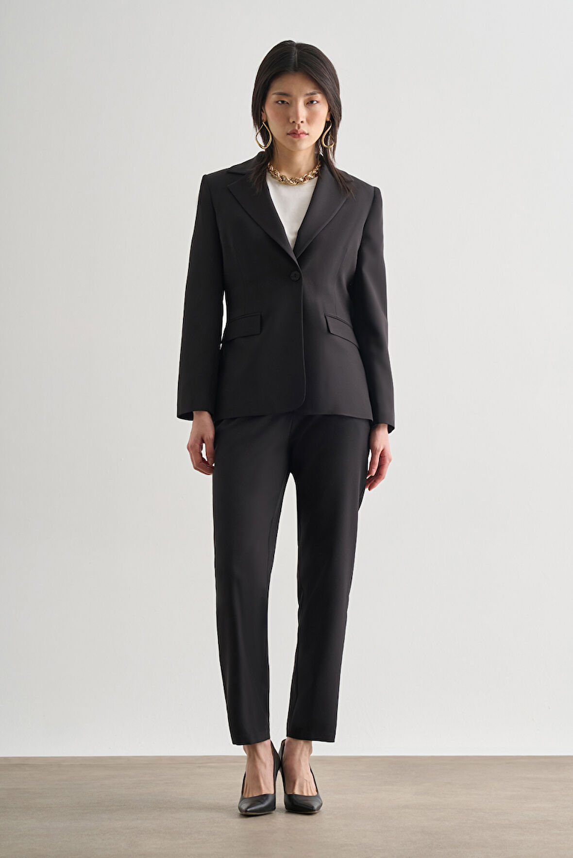Mizalle Siyah Tek Düğme Klasik Blazer Ceket