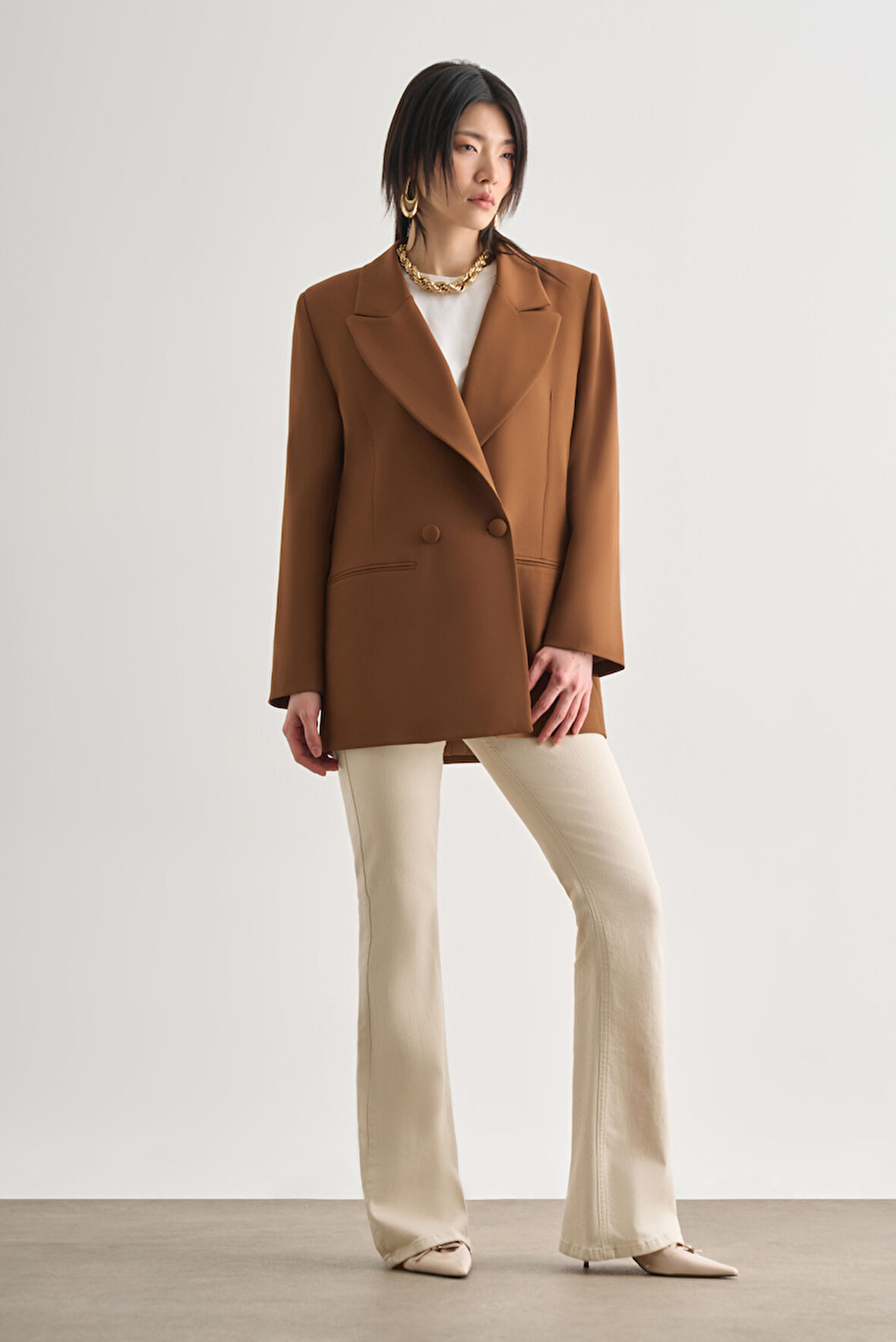 Mizalle Oversize Çift Yırtmaçlı Kahverengi Blazer Ceket