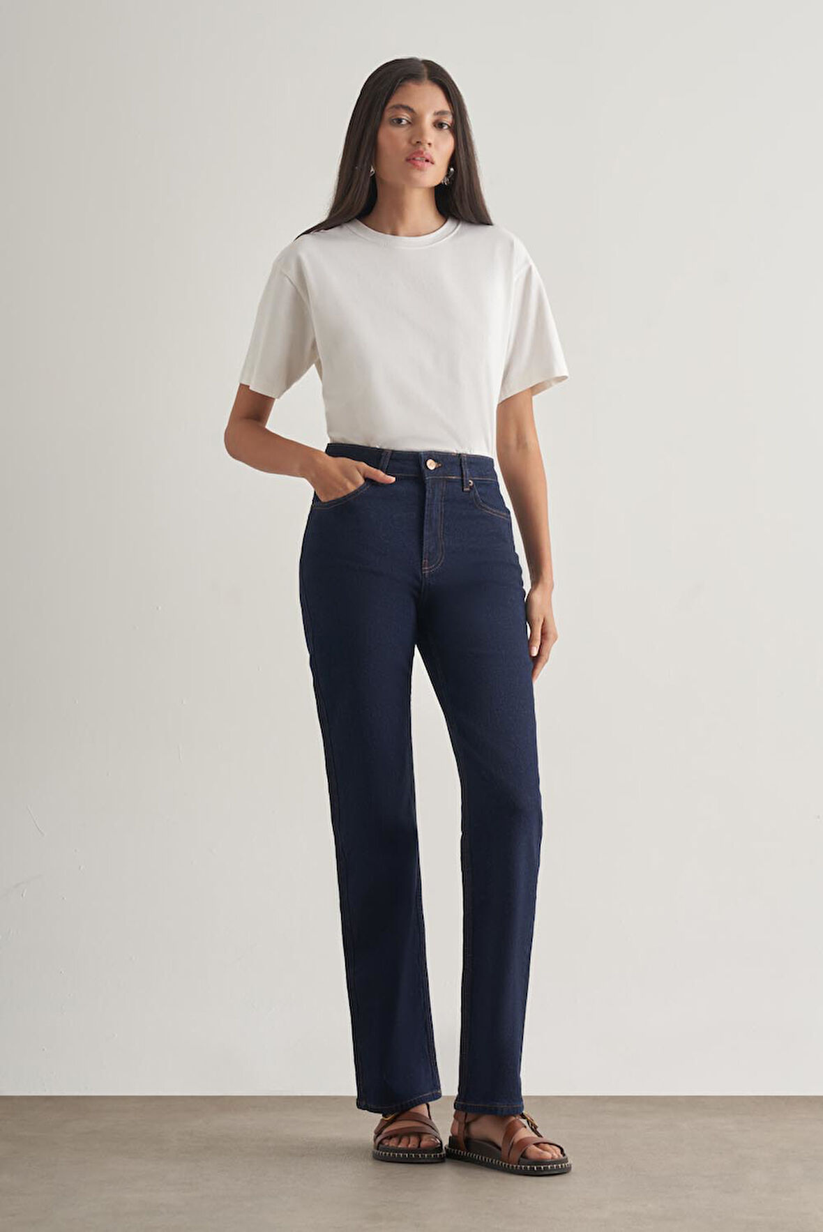 Mizalle Straight Fit Yüksek Bel Lacivert Denim Pantolon