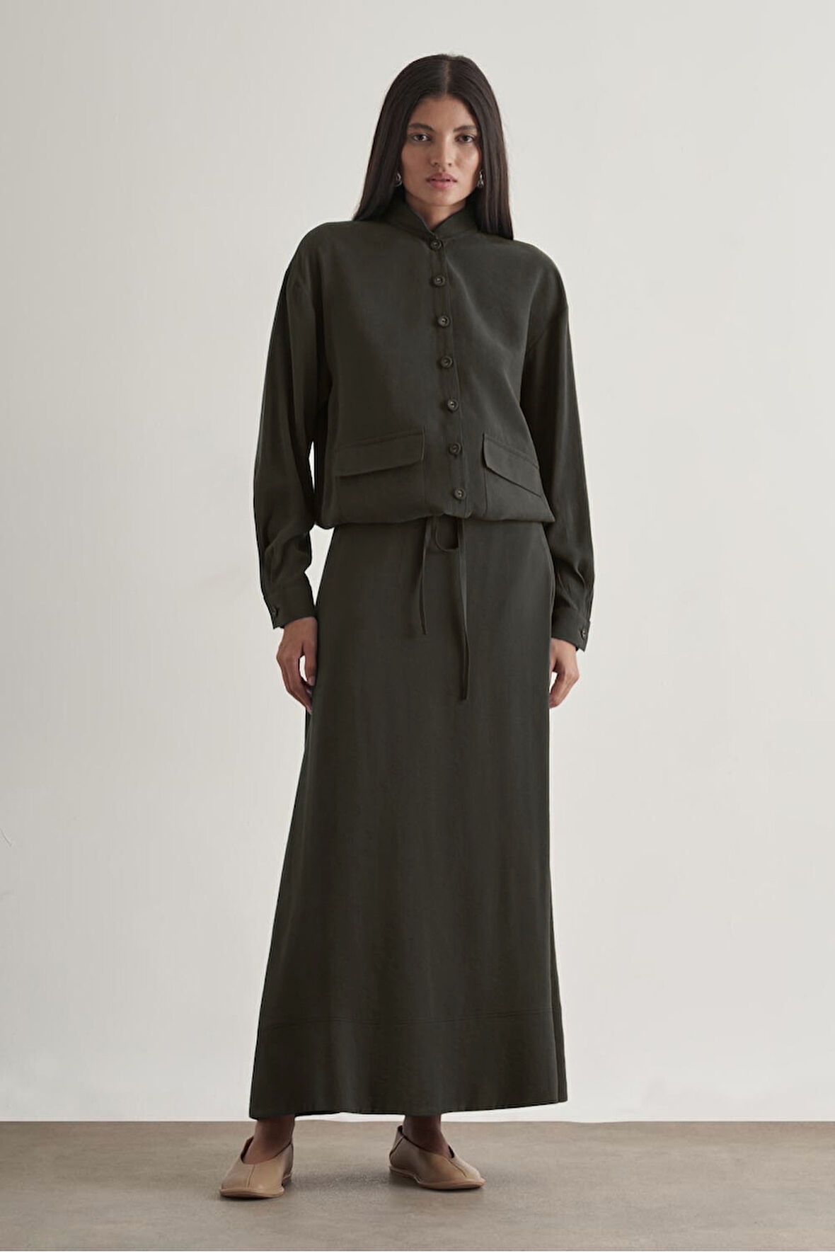 Mizalle Modal Karışımlı Antrasit Maksi Evaze Etek