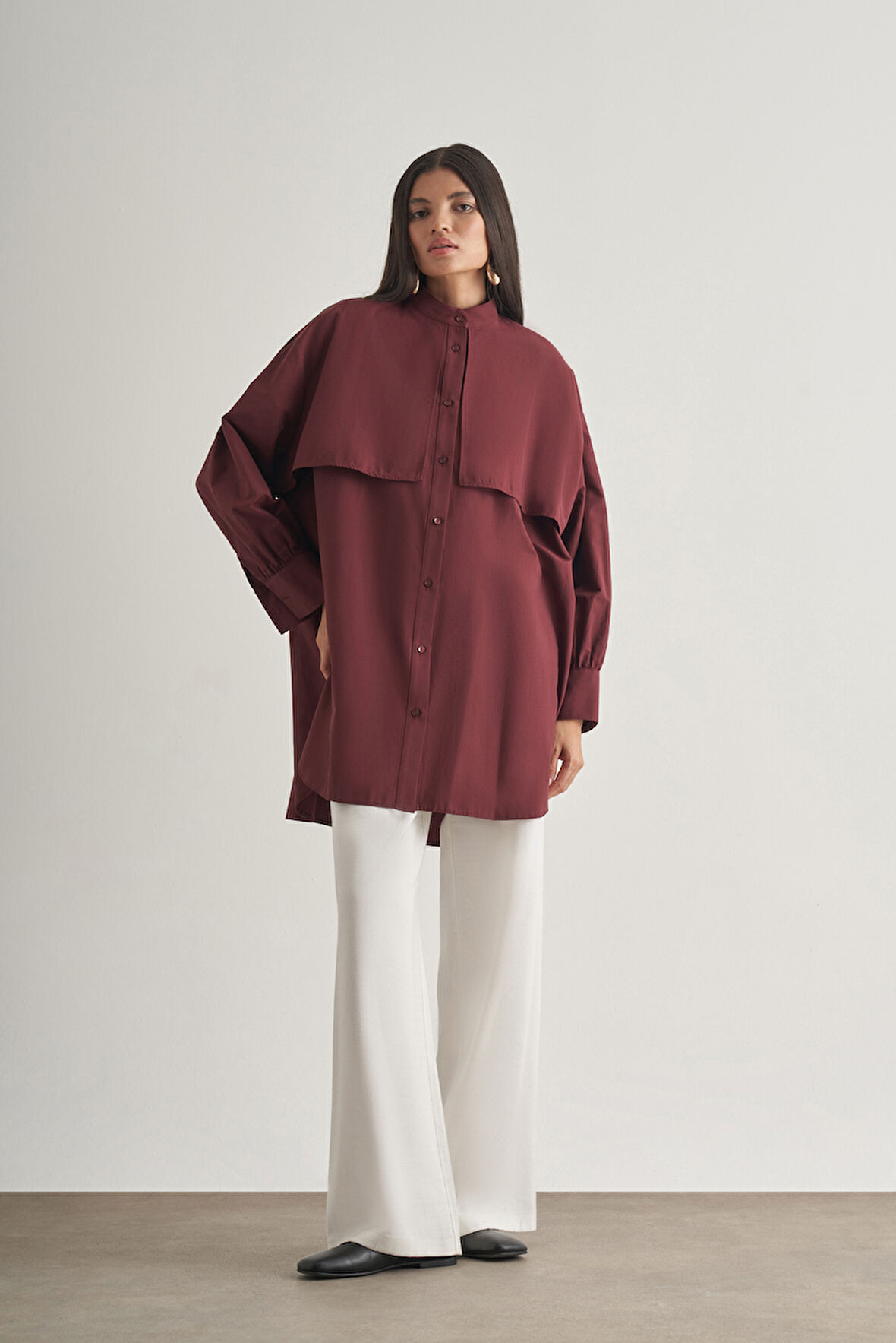 Mizalle Rüzgarlıklı Hakim Yaka Uzun Mürdüm Rengi Gömlek