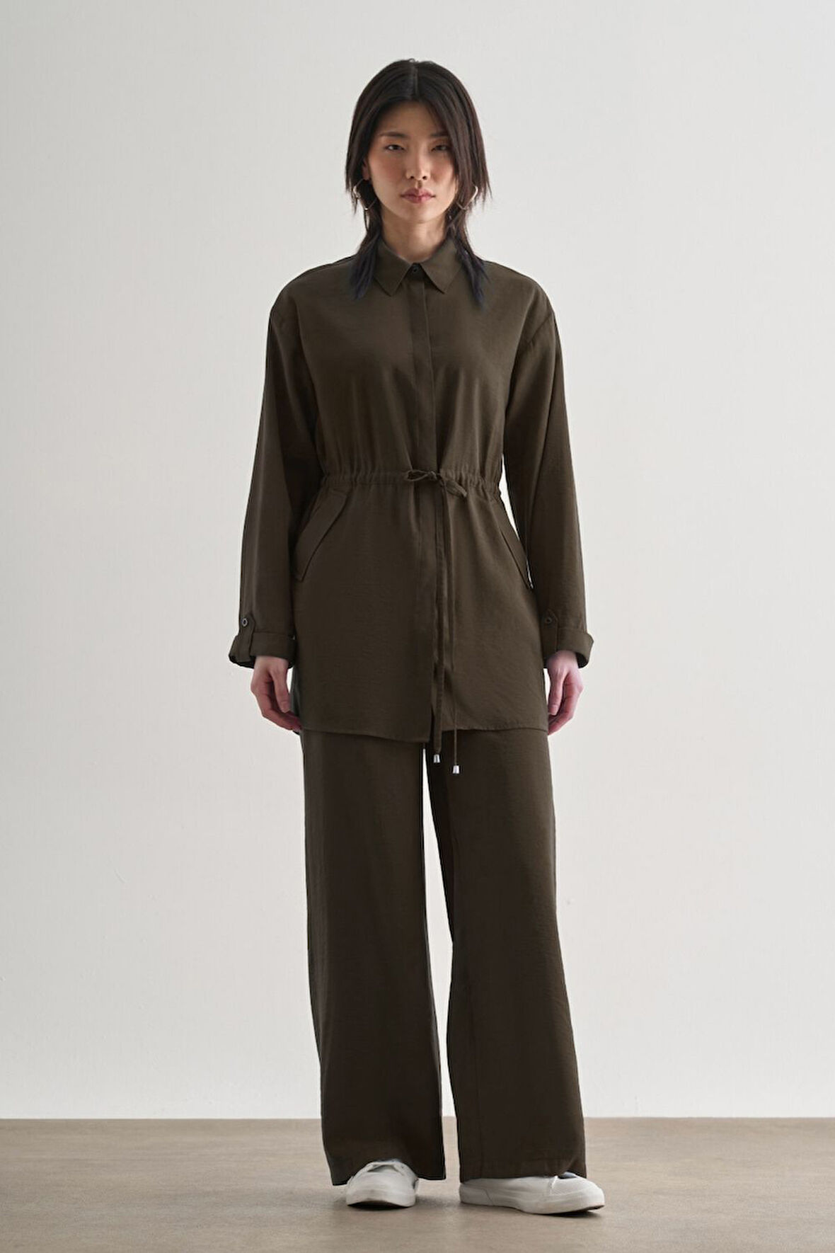 Mizalle  Beli İp Büzgülü Modal Koyu Kahverengi Tunik