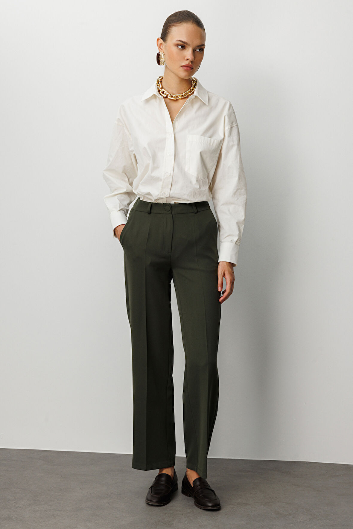 Mizalle Cepli Klasik Haki Kumaş Pantolon