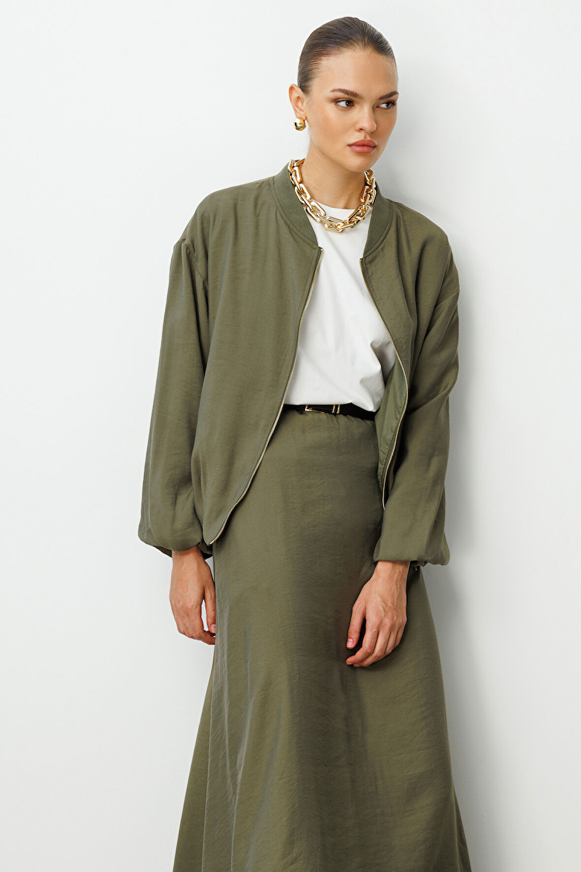 Mizalle Modal Karışımlı Haki Oversize Bomber Ceket